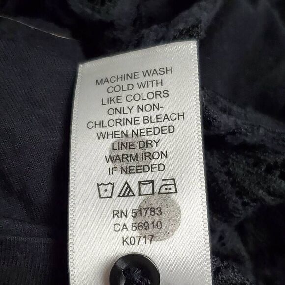 Maurices Women's XL Black Lace Overlay Top 3/4 Sleeve Sheer Floral Knit Blouse - Picture 7 of 8